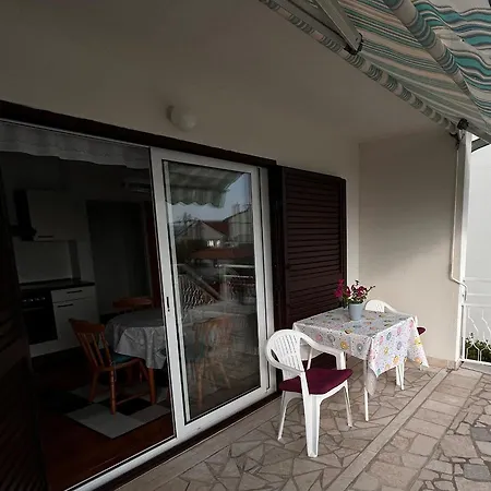 Viva Jadranovo Apartment Exterior photo
